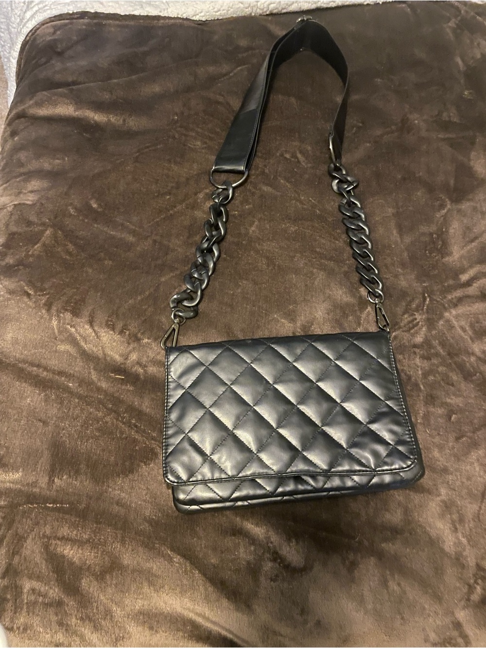 Boutique Expensive Designer Shoulder Bag -New without tags! WOW!!!